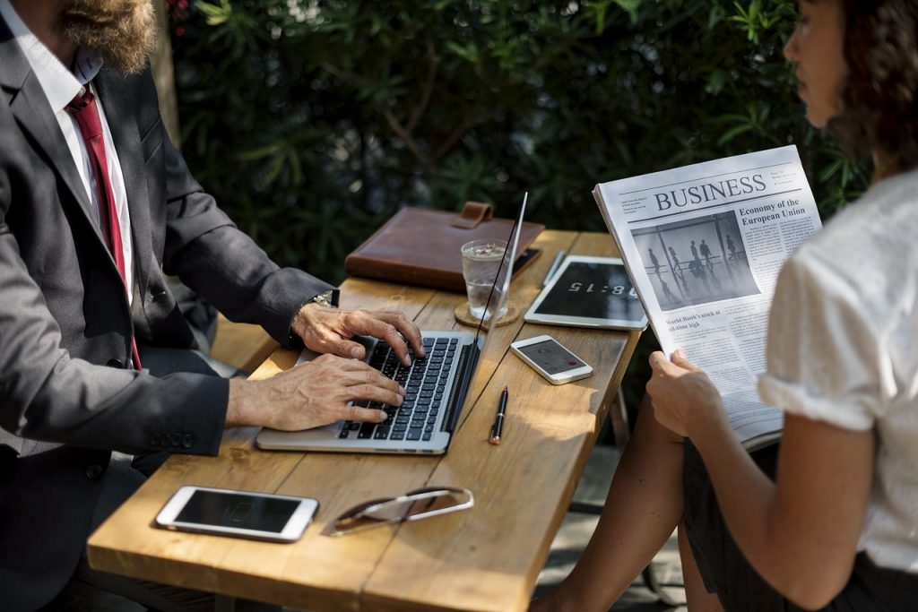 prohibiting employee wage discussions